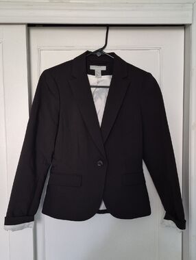 NWOT H&M Black Single-Button Women's Blazer Jacket Size 4